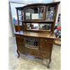 Image 1 : ANTIQUE OAK BOW FRONT SERVING CABINET WITH ORIGINAL LEADED AND BEVELLED GLASS, IN VERY GOOD ORIGINAL