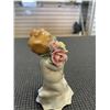 Image 3 : ANTIQUE HANDLED VASE AND PORCELAIN GIRL WITH BOQUET FIGURE