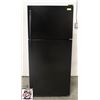 Image 1 : WHIRLPOOL 18.2 CU.FT 30" REGRIGERATOR