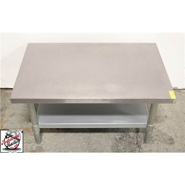 36" X 24" X 19" STAINLESS STEEL EQUIPMENT STAND W/