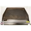 Image 3 : MOFFAT 24" ELECTRIC COUNTER TOP GRIDDLE
