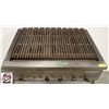 Image 3 : U.S RANGE 60" 6 BURNER CHARBROILER ON EQUIPMENT