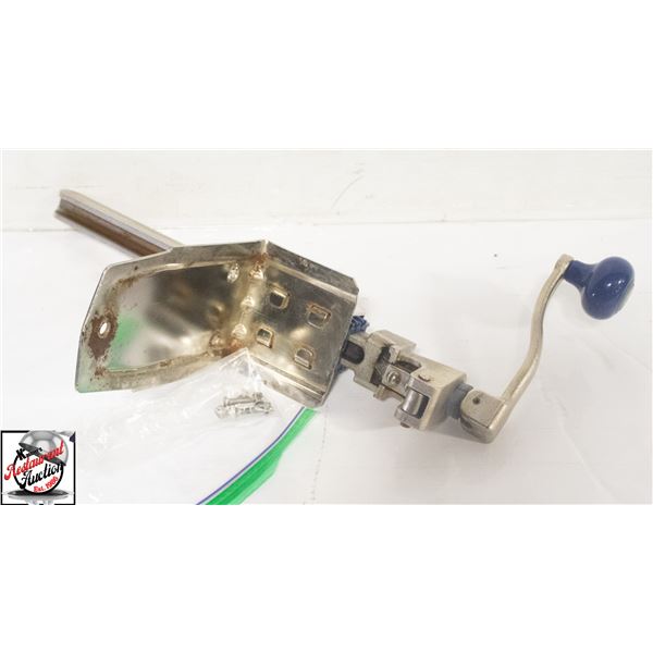 EDLUND TABLE MOUNTABLE CAN OPENER