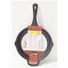 Image 2 : 10" MASTERCHEF CAST IRON PAN W/ HELPER HANDLE
