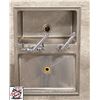 Image 1 : 18" X 10" X 14"  STAINLESS STEEL UTILITY SINK