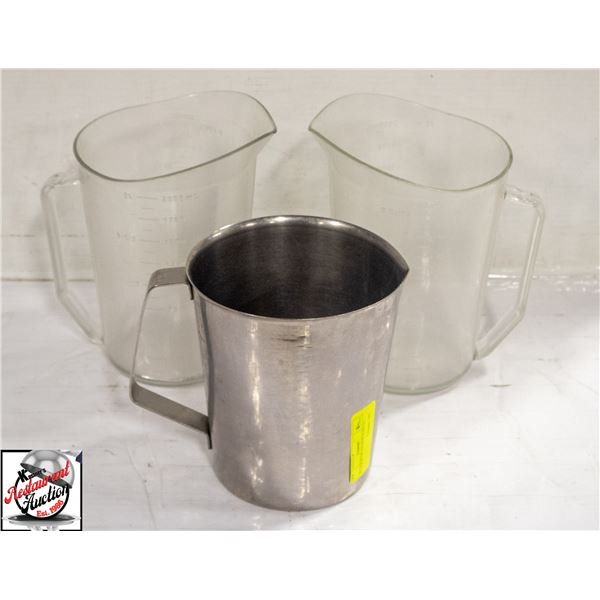 3 ASSORTED 2 LITER MEASUING CUPS 1 METAL