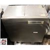 Image 1 : UNIVERSLA COOLER MD2 COUNTER TOP MILK DISPENSER