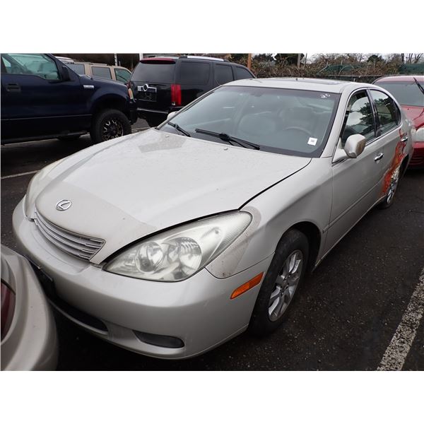 2004 Lexus ES 330