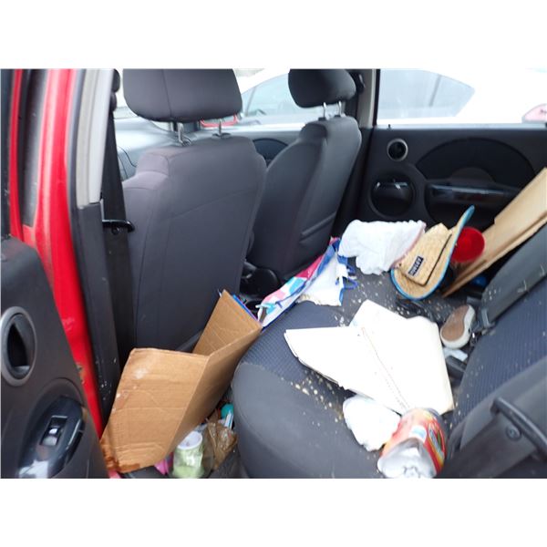 Vehicle photo 6