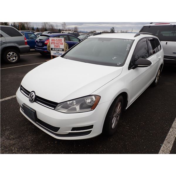 2015 Volkswagen Golf SportWagen