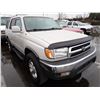 Image 2 : 2000 Toyota 4Runner