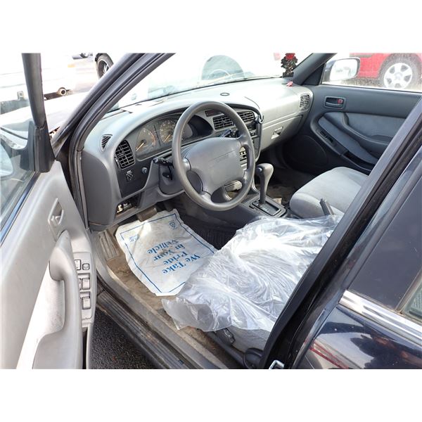 Vehicle photo 5