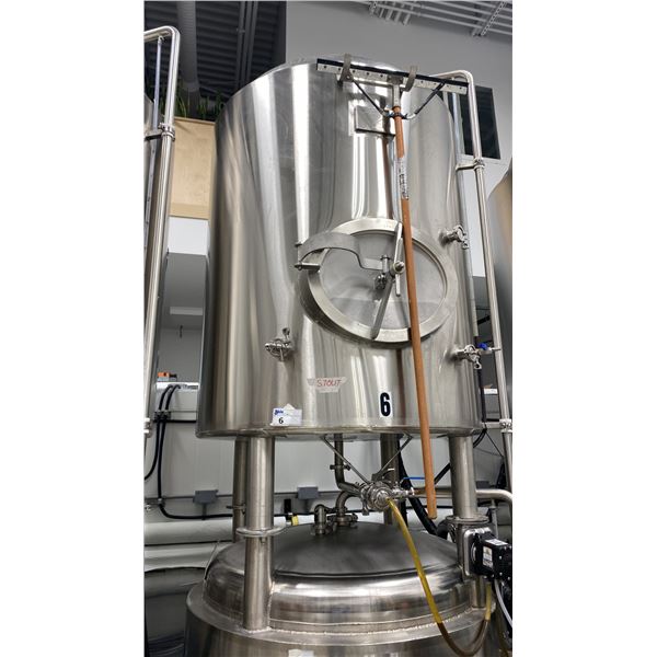 10HL JACKETED BRITE BEER TANKS, 1.5" TC FITTINGS, 6" DRY HOP PORTS, THERMOSTAT CONTROLS,