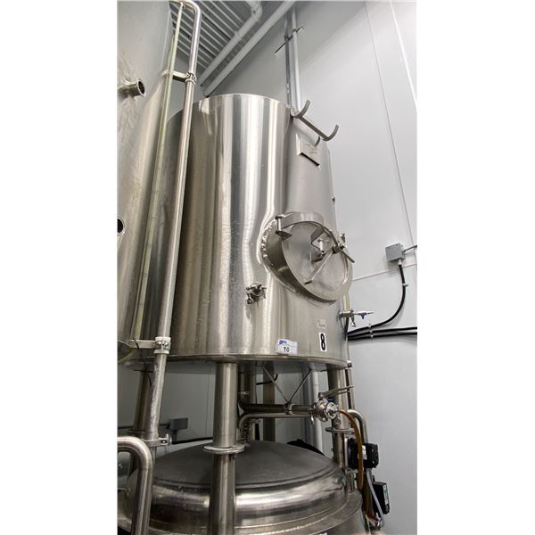 10HL JACKETED BRITE BEER TANKS, 1.5" TC FITTINGS, 6" DRY HOP PORTS, THERMOSTAT CONTROLS,
