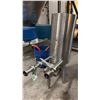 Image 1 : STAINLESS GRANT
