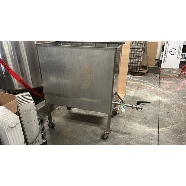 GRANT WITH MANIFOLD ON WHEELS. APPROX SIZE 37.5X25.5X30 ON TANK PORTION. OVERALL HEIGHT APPROX 46"