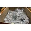 Image 3 : BOX OF COMMERCIAL WINE GLASSES & ASSORTED BAR GLASSWARE