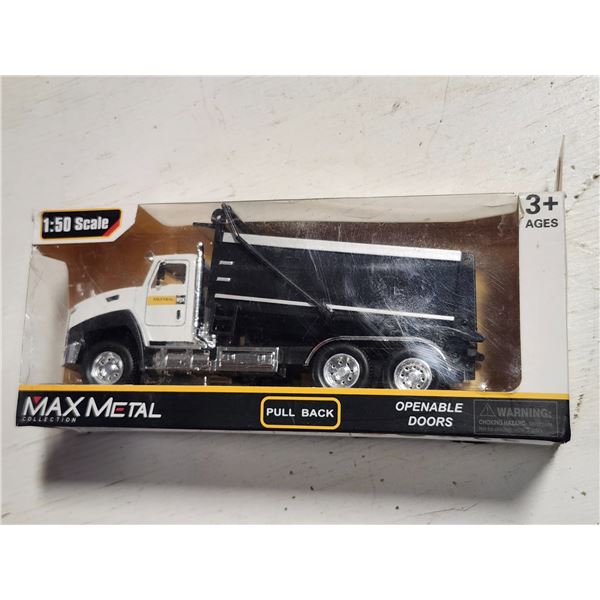 New 1:50 Scale Dump Truck