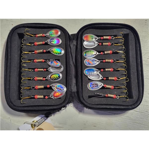 New 16pc Fish Tackle Kit