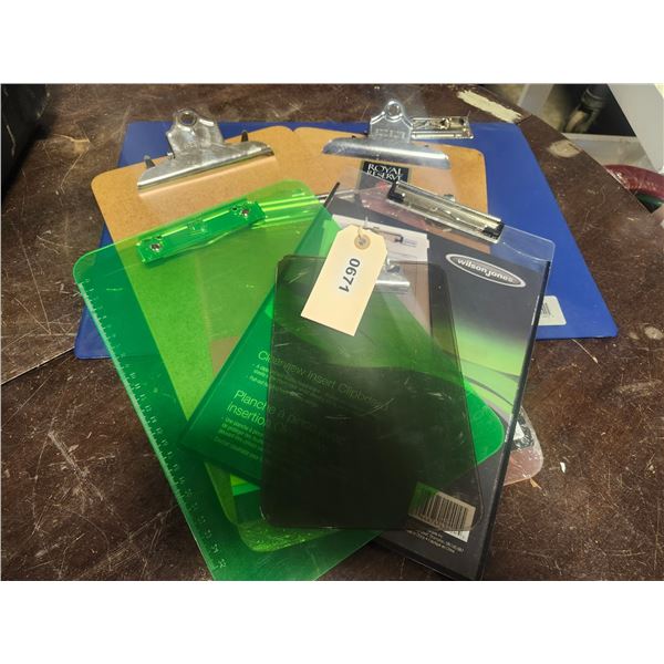 Quantity of New & Used Clipboards
