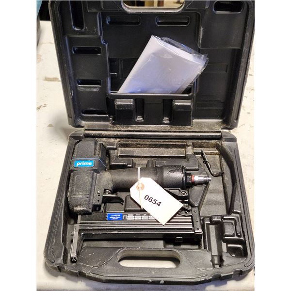 Prime Pneumatic Medium Crown Stapler