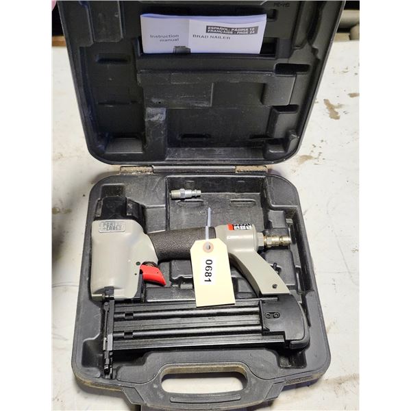 Porter Cable Pneumatic 18ga Brad Nailer