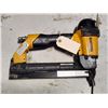 Image 2 : Bostich Pneumatic Plywood Stapler
