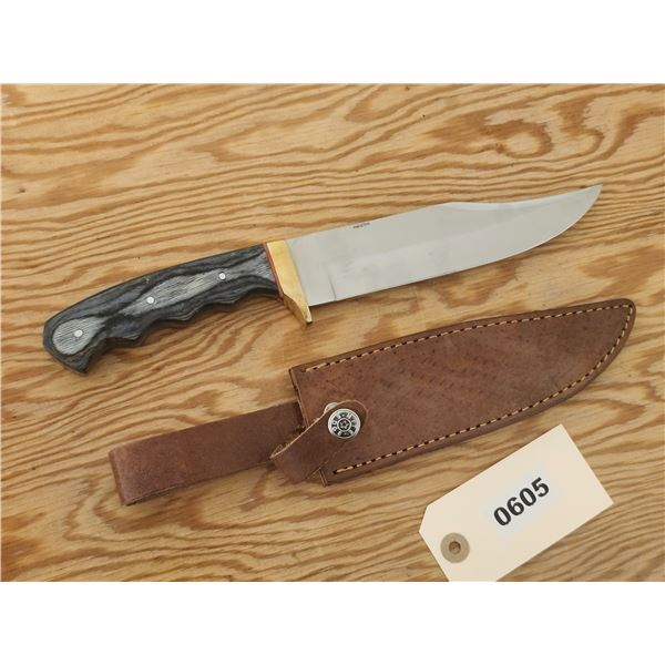New 8" Hunting Knife w/Leather Sheath