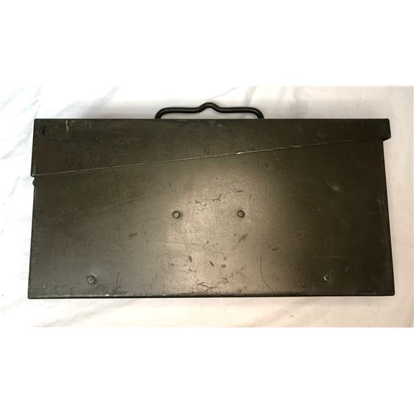 WW2 German AMMO Can - Ramped Interior MG