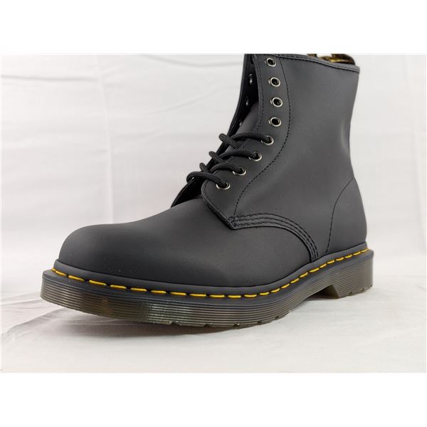 Dr. Martens 1460 (Black)
