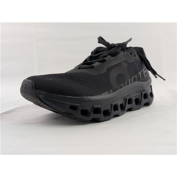 QC Cloudmonster ( Black )