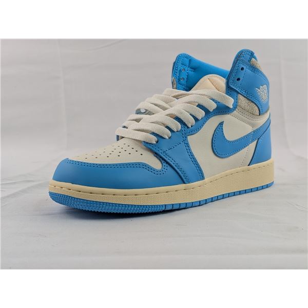 Nike Air Jordon 1 Retro High (DK Powder Blue)