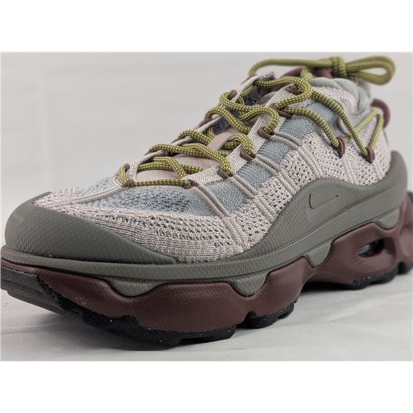 Nike Air Max Flyknit Venture (Platinum Violet/Earth)