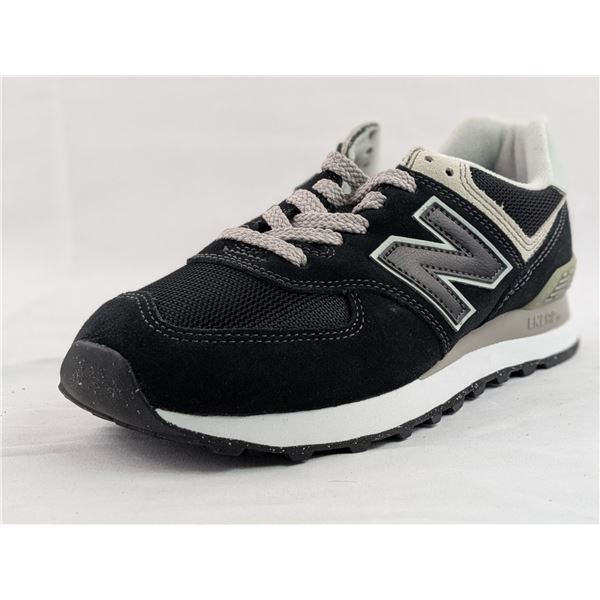 New Balance 574 Core (Black White)