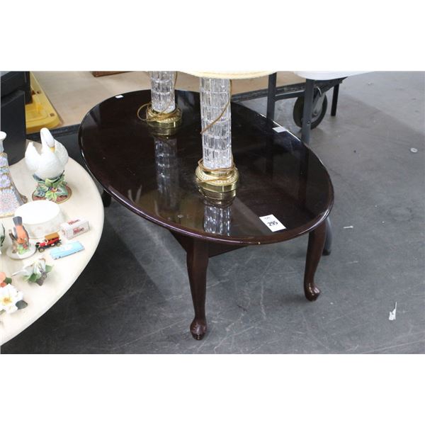 Cherry Queen Anne Oval Coffee Table