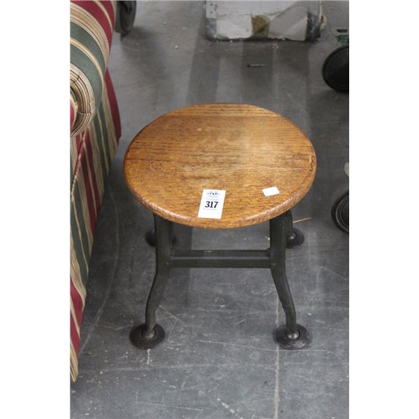 Small Metal Oak Top Round Stool