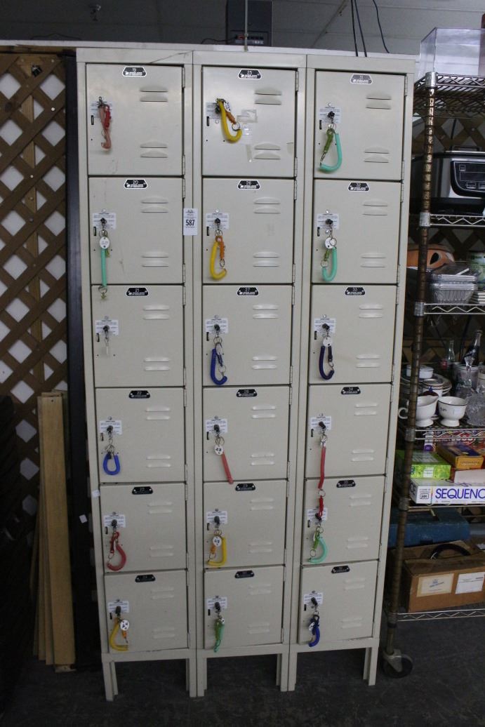 18 Section Locker Unit - Bay Area Auction Services