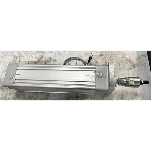 Festo #DDPC-Q-100-300-PA Cylinder