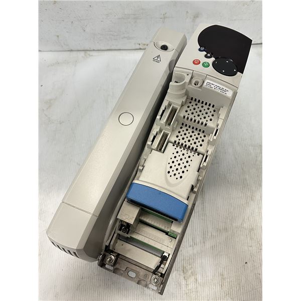 Leroy Somer #SP2404 I/P 380-480V 50/60HZ 3 PHASE 20.2A Unidrive