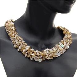 Hand Strung Mother of Pearl Shell Jewelry Set (JEW-171)