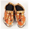 Image 3 : Northern Plains Man's Beaded and Quilled Moccasins, 10" long