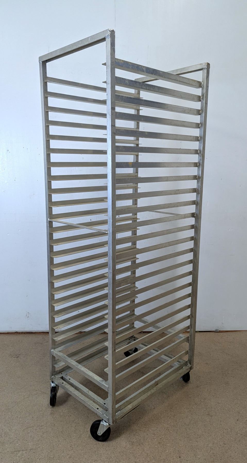 24 Slide Bun Pan Rack