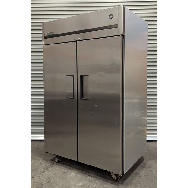 True TG2R-2S 51" Double Door Stainless Cooler | 1673/L8FL