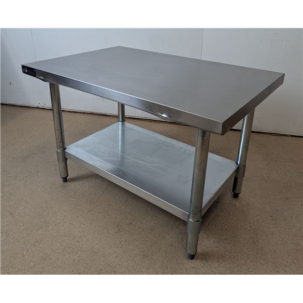 Efi 36" x 24" Stainless Steel Equipment Table | R1FL