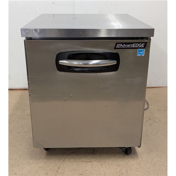 Norlake Advantedge 28" Undercounter Freezer | 70002/R1FL