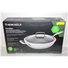 Image 1 : PARADIGM HENCKELS 12" TRI-PLY WOK