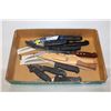 Image 1 : BOX OF KNIVES