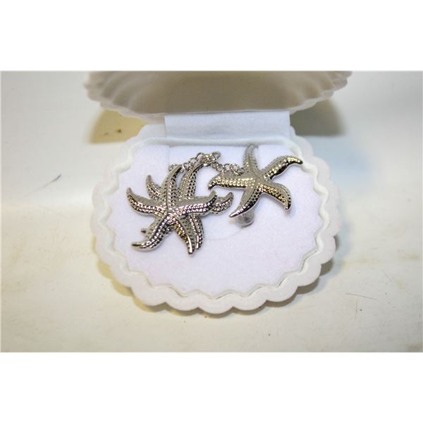 NEW JEWELRY DISPLAY W/ NECKLACE AND EARRING