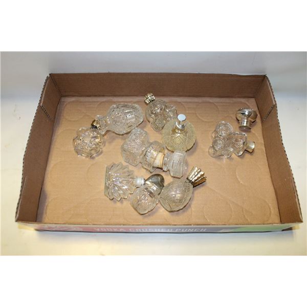 LOT OF VARIOUS VINTAGE PERFUME BOTTLES