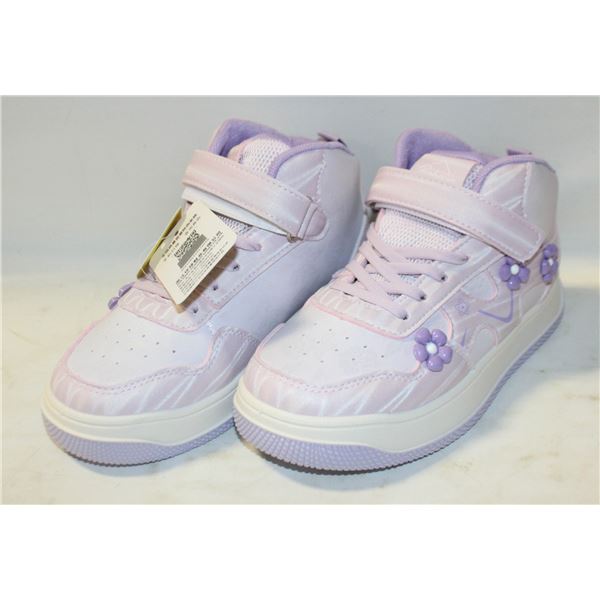 NEW BABAYA GIRLS SNEAKERS SIZE 2